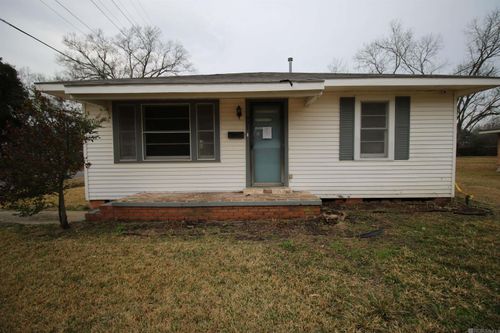 901 N 7th St, Eunice, LA, 70535-2313 | Card Image