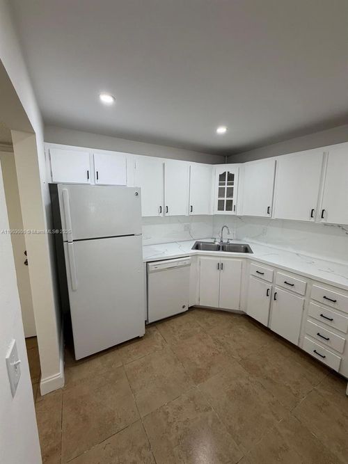 14-10701 Royal Palm Blvd, Coral Springs, FL, 33065-6884 | Card Image