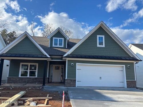 1736 Green Meadows Ln, Lenoir City, TN, 37771-8283 | Card Image