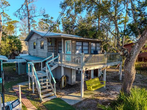 4 6th St Se, STEINHATCHEE, FL, 32359-3553 | Card Image