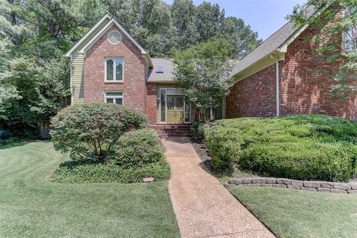 2994 Oakleigh Ln, Germantown, TN, 38138-7671 | Card Image