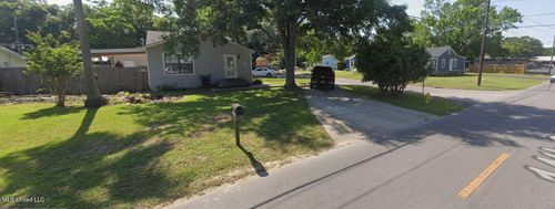 1705 14th St, Pascagoula, MS, 39567-6703 | Card Image