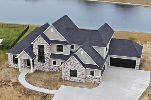 10642 Chestnut Creek Blvd, Fort Wayne, IN, 46814-0083 | Card Image