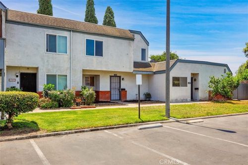 79-13895 Parkway Dr, Garden Grove, CA, 92843-3632 | Card Image