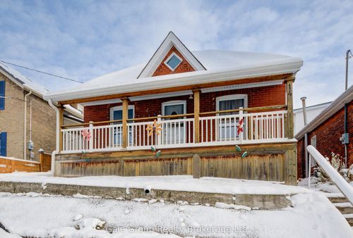 14 Grandview St, Brantford, ON, N3R1Y4 | Card Image