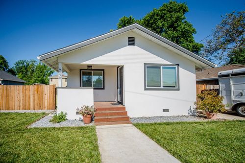 9530 Oak Grove Ave, Knights Landing, CA, 95645 | Card Image