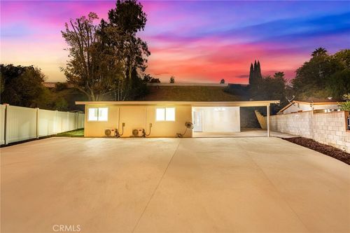 261 Zenith Ave, La Puente, CA, 91744-5264 | Card Image