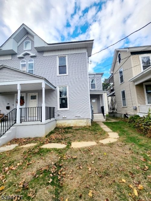 24 W Stewart St, Washington, NJ, 07882-1320 | Card Image