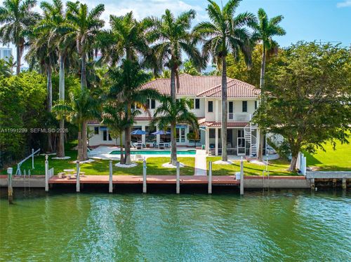 1047 S Southlake Dr, Hollywood, FL, 33019-1948 | Card Image