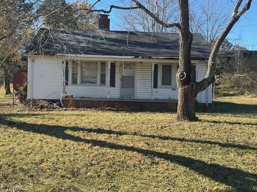 1270 Old Nc Highway 109, Lexington, NC, 27292-9411 | Card Image