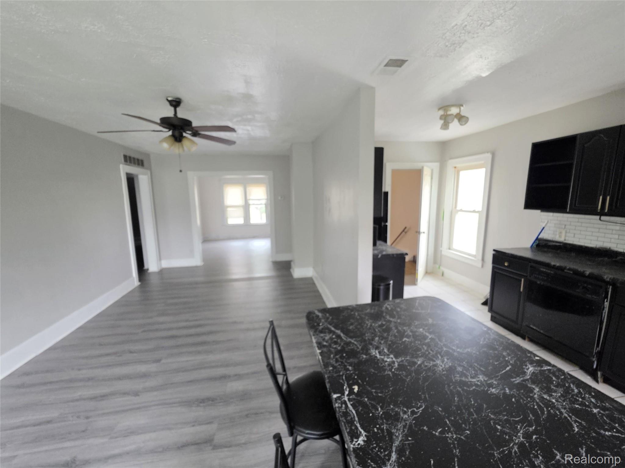Residential Lease in Dearborn 4