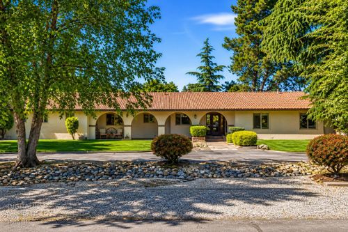 1845 Lorraine Way, Yuba City, CA, 95993-1439 | Card Image