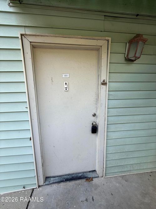103-200 High Meadows Blvd, Lafayette, LA, 70507-3429 | Card Image