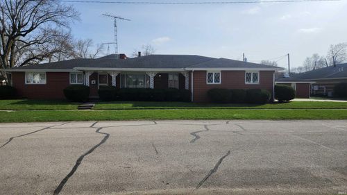 301 W 1st St, Albany, IN, 47320-1705 | Card Image