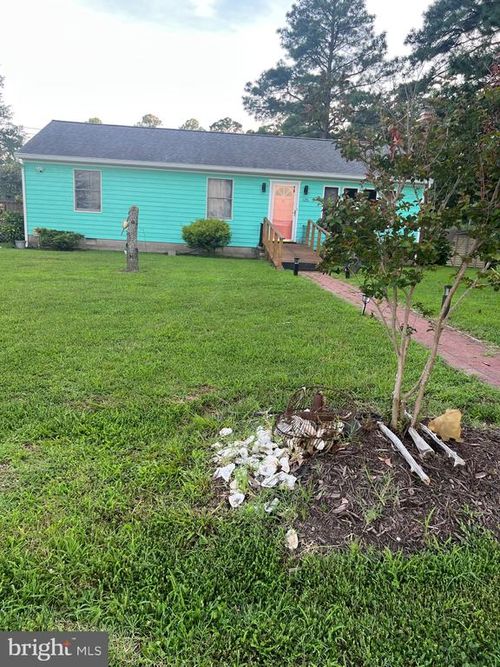 126 Connie Dr, HAGUE, VA, 22469 | Card Image