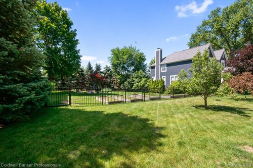 935 Simpson Street, Plymouth, MI, 48170 | Card Image