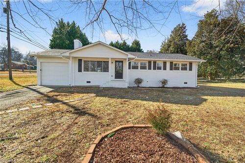 3562 Cherry Ln, Greensboro, NC, 27405-3760 | Card Image