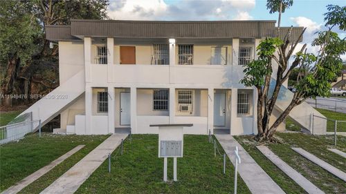 4805-4801 Nw 33rd Ave, Miami, FL, 33142-3319 | Card Image