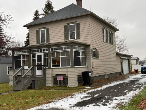 24 Pratt St, Rouses Point, NY, 12979-1125 | Card Image