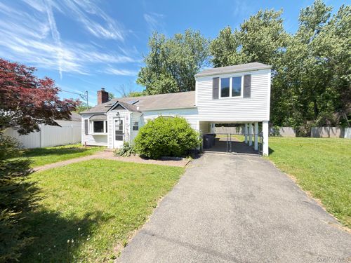 9 Babbitt Ct, Elmsford, NY, 10523-3532 | Card Image
