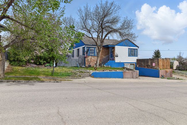 Bungalow-style house featuring fence | Image 4