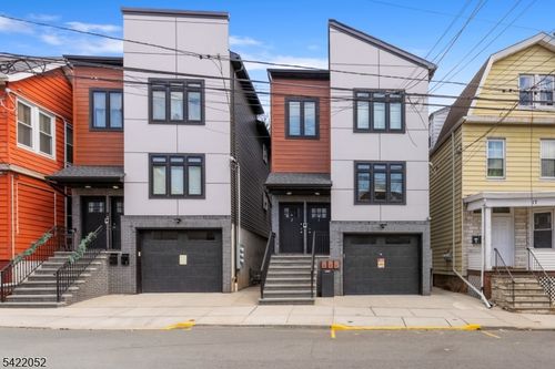 1-19 Shaw Ave, Newark, NJ, 07112-1525 | Card Image