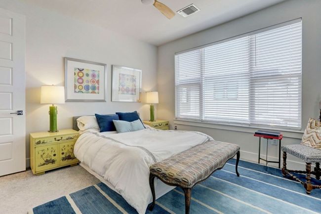 4709 Unity Cir, Condo with 3 bedrooms, 4 bathrooms and 2 parking in Austin TX | Image 9