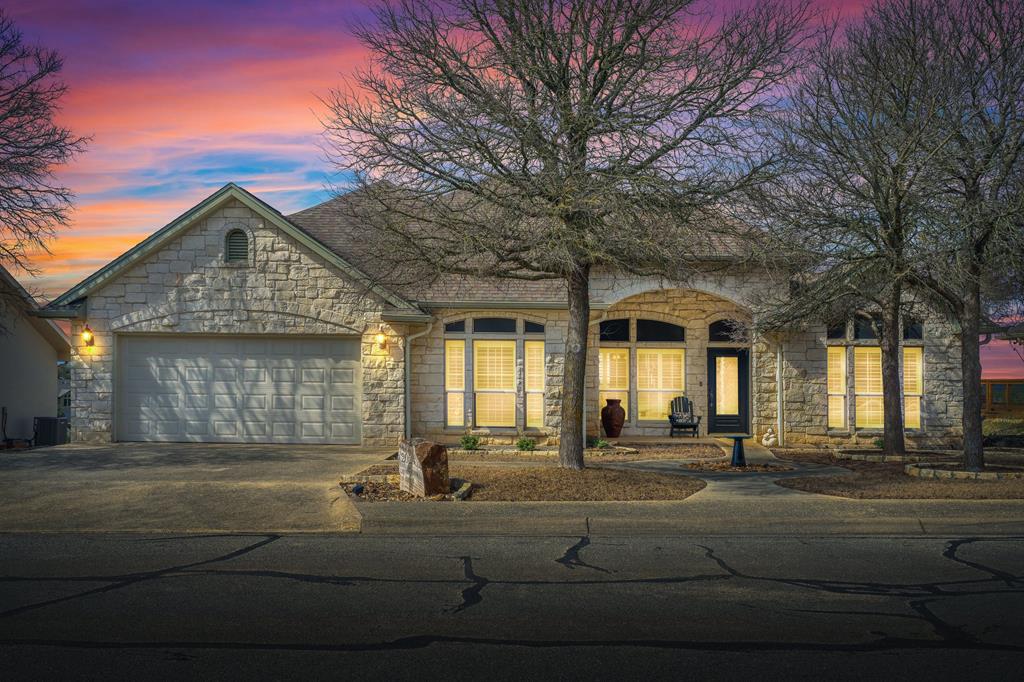 Crown View Dr, Kerrville, TX 78028