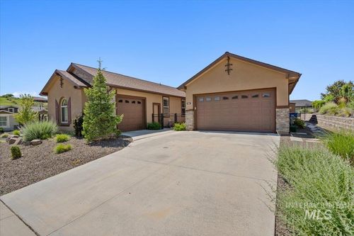 18611 N Silver Tree Way, Boise, ID, 83714-1225 | Card Image