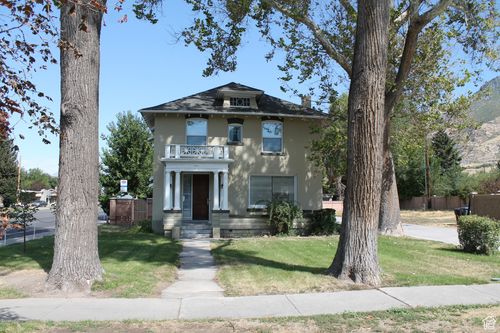 905 E Center St, Provo, UT, 84606-3535 | Card Image