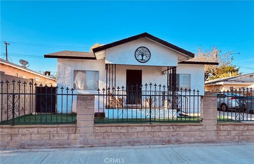 12447 224th St, Hawaiian Gardens, CA, 90716-1717 | Card Image