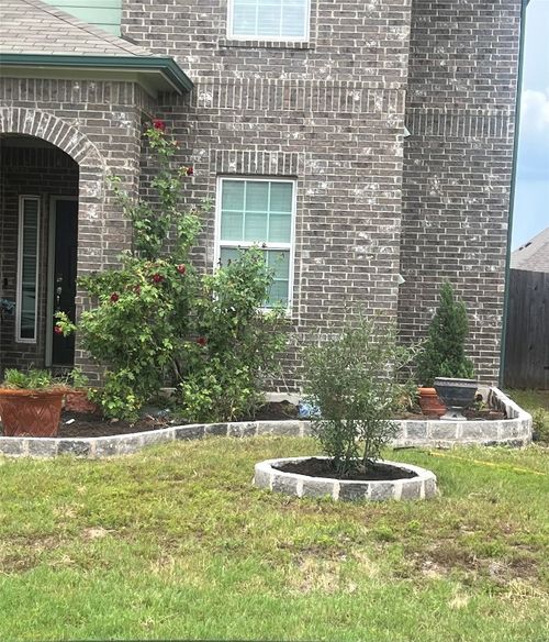 1153 Leadtree Loop, Buda, TX, 78610-2233 | Card Image