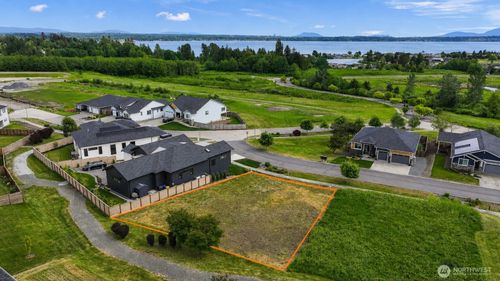 5422 Lasiandra Dr, Blaine, WA, 98230-5525 | Card Image
