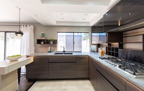 5156 June Mountain Dr, Montclair, CA, 91763 | Card Image