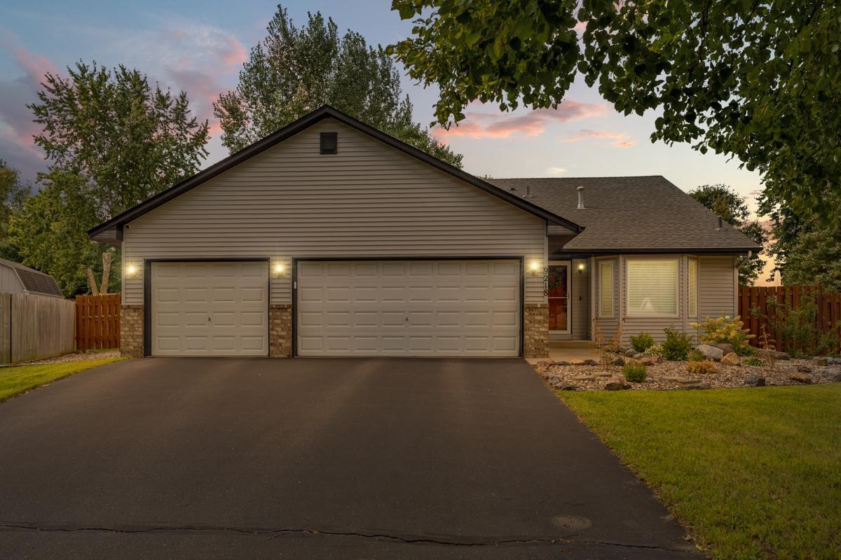 Jeffery Bay , Cottage Grove, MN 55016