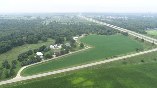 2688 1/2 252nd St, De Witt, IA, 52742-9176 | Card Image