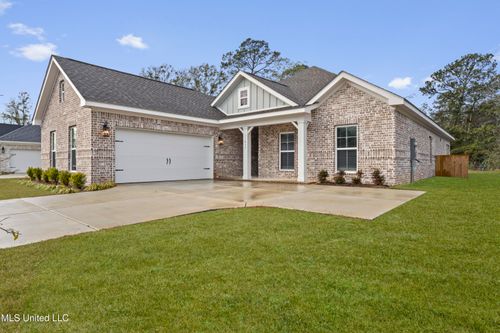 11037 Alphabet Rd, Gulfport, MS, 39503-7032 | Card Image