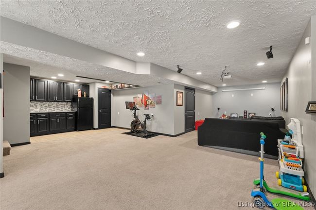 2800 Sandalwood Dr, Home with 4 bedrooms, 4 bathrooms and null parking in New Albany IN | Image 47