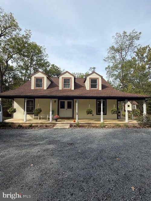 70 Dewalt Dr, MECHANICSBURG, PA, 17050-1723 | Card Image