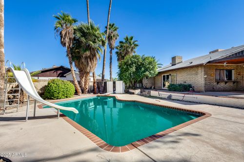 4518 W Vista Ave, Glendale, AZ, 85301-1657 | Card Image