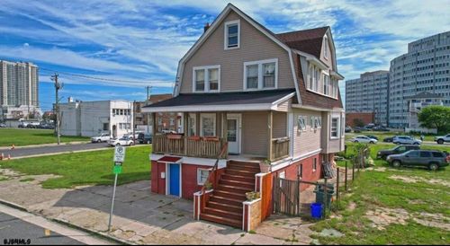 205 S Vermont Ave, Atlantic City, NJ, 08401-7800 | Card Image