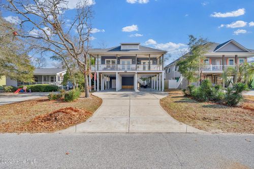 108 Ne 24th St, Oak Island, NC, 28465-6221 | Card Image