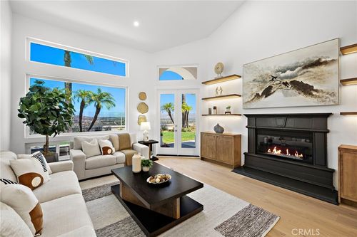15 Sierra Vis, Laguna Niguel, CA, 92677-7952 | Card Image