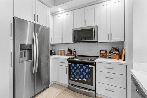 unit-1524-801 S Olive Ave, West Palm Beach, FL, 33401-6181 | Card Image