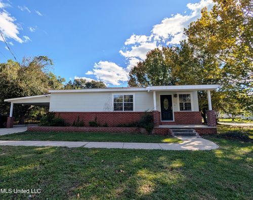 2302 Wilson Ave, Pascagoula, MS, 39567-5859 | Card Image