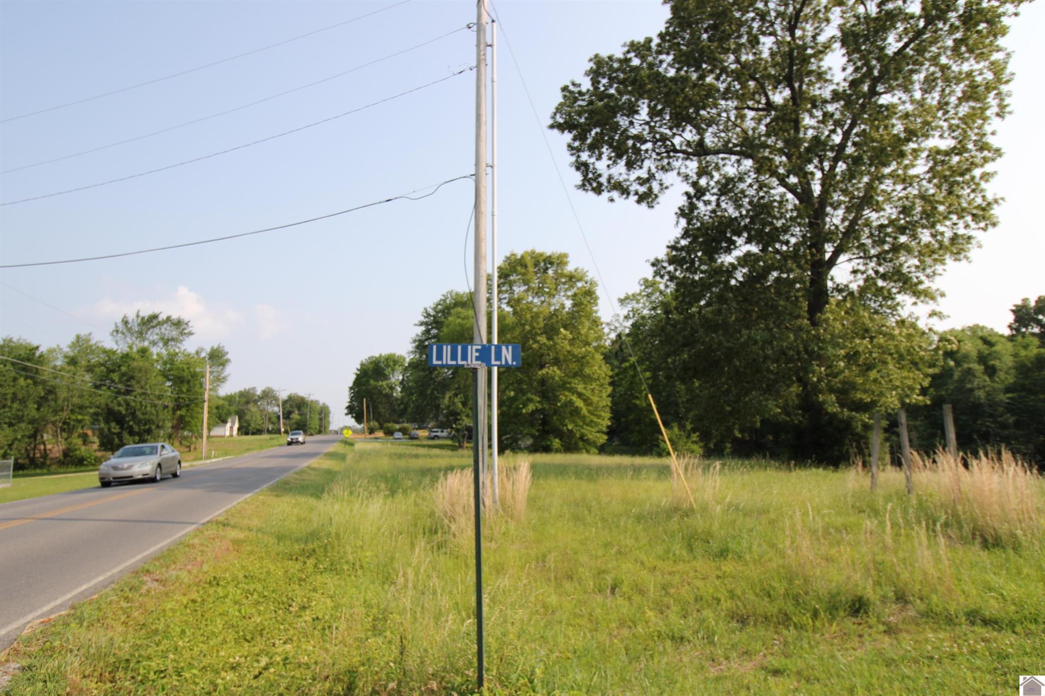 Land in Gilbertsville