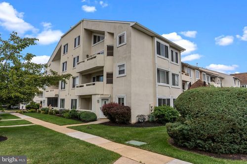 d75-75 Bonnie Gellman Ct, PHILADELPHIA, PA, 19114-3228 | Card Image