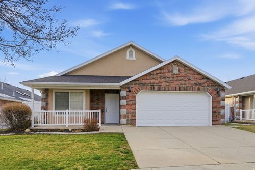 2303 Garden Ln, Layton, UT, 84041-4784 | Card Image