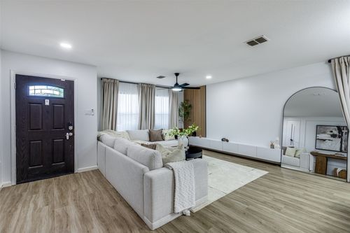 2308 Spruce Meadow Ln, Mckinney, TX, 75071-2683 | Card Image