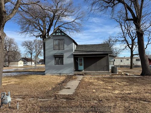 411 East St, Wood River, NE, 68883-9115 | Card Image